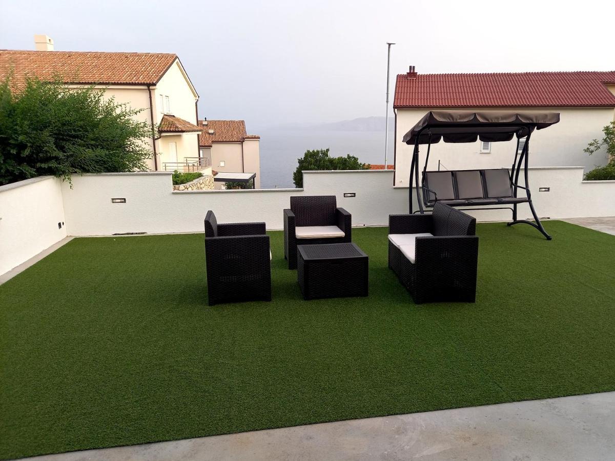 Apartment Lea Mataija Novi Vinodolski Εξωτερικό φωτογραφία